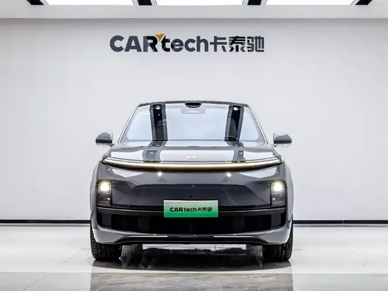 Li Auto L8