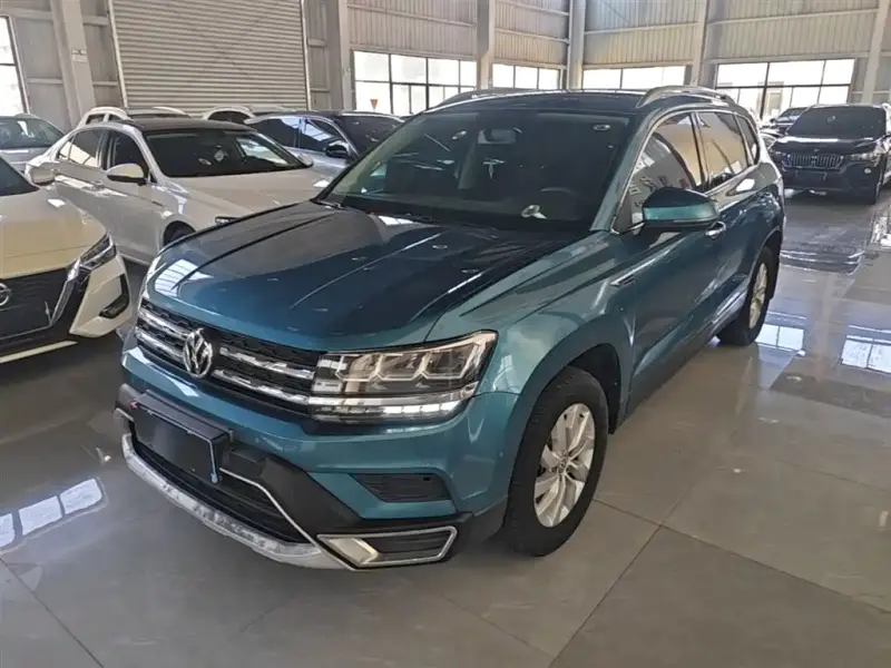 Volkswagen Tharu