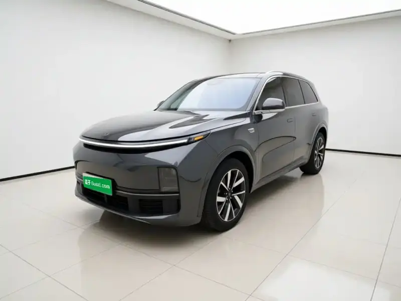 Li Auto L8