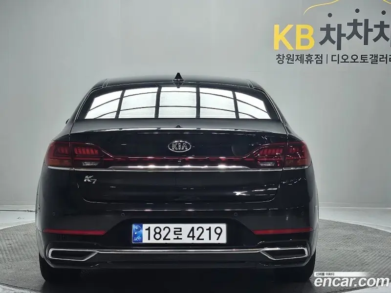 Kia K7