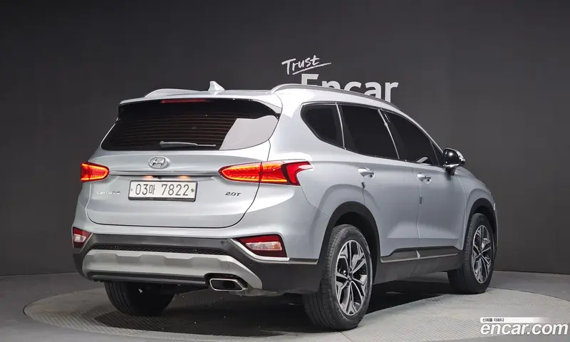 Hyundai Santa Fe (Santafe)