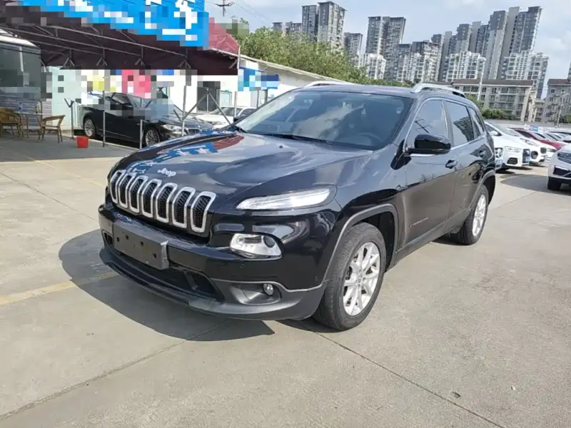 Jeep Cherokee