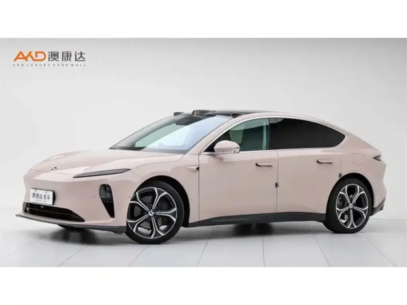 NIO ET5