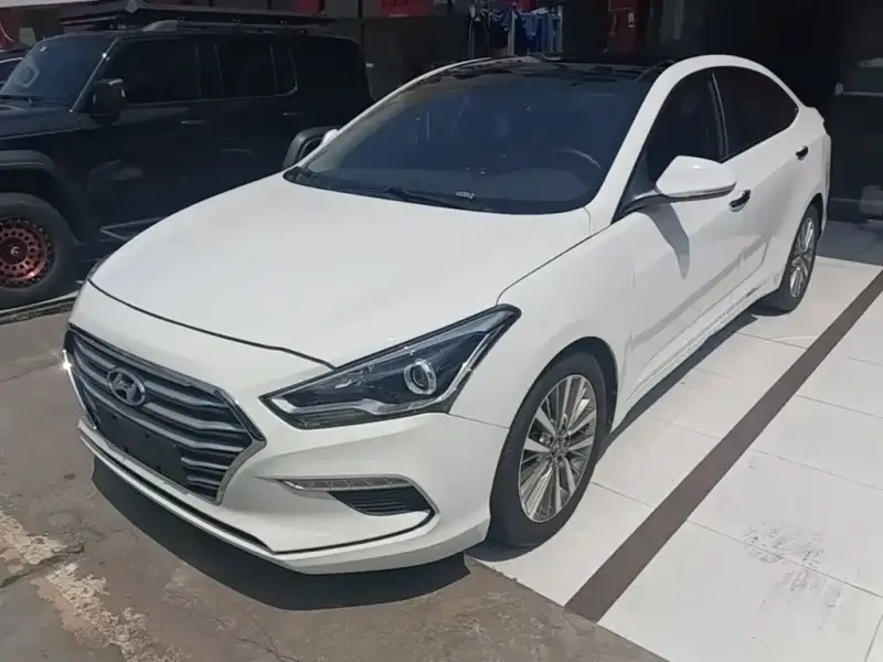 Hyundai Mistra