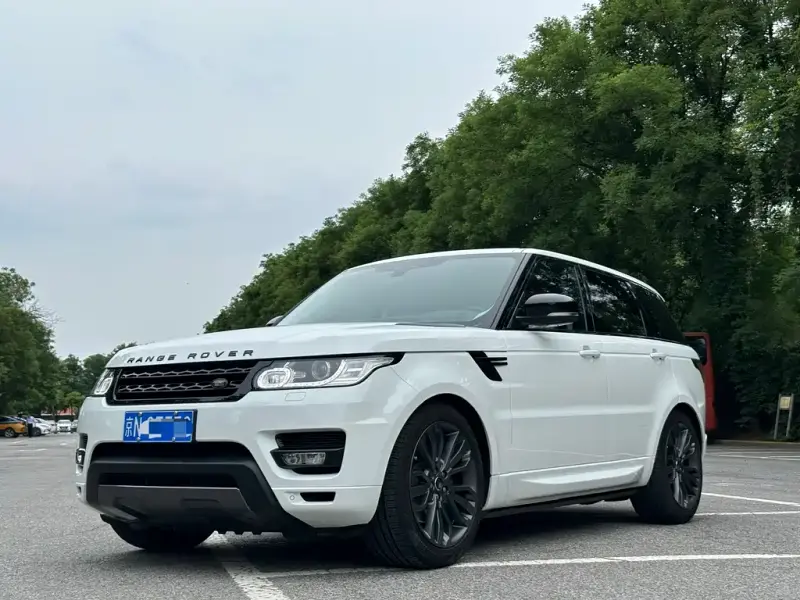 Land Rover Sport