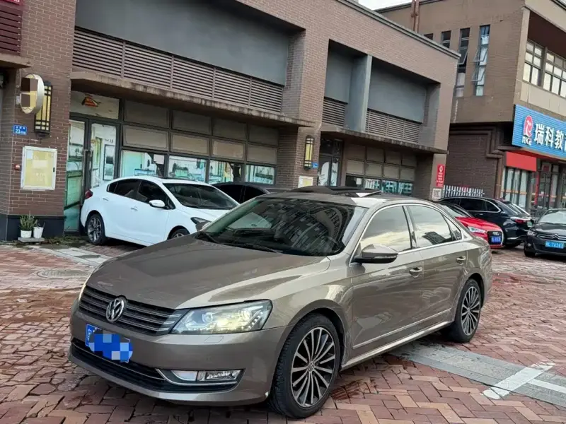Volkswagen Passat