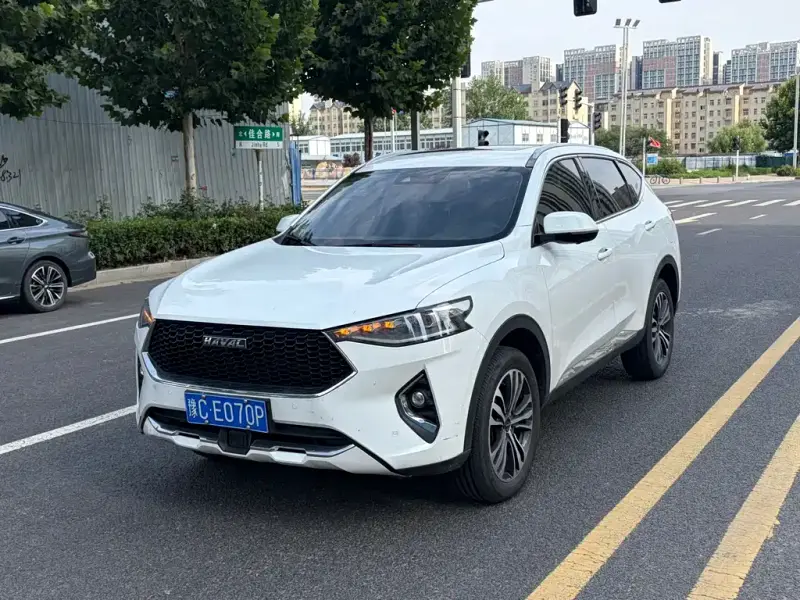 Haval F7
