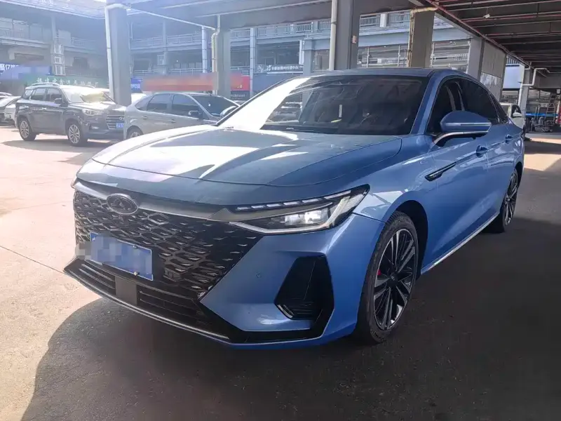 Chery Arrizo 8