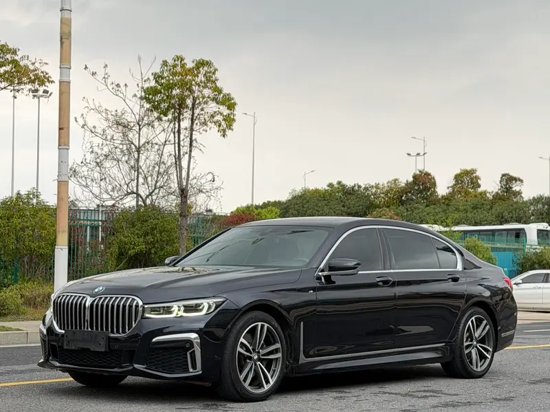 BMW 7-Series