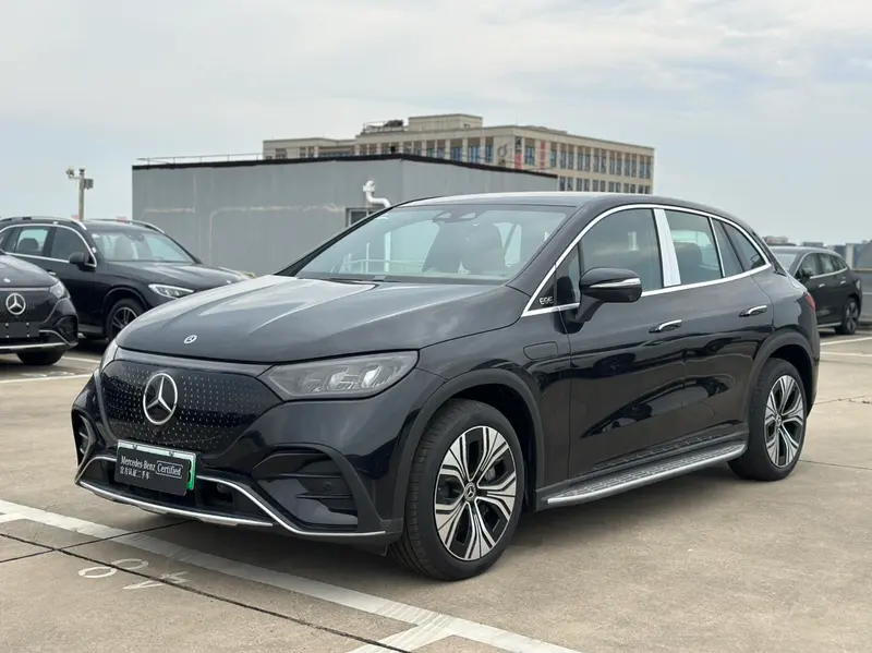 Mercedes-Benz EQE SUV