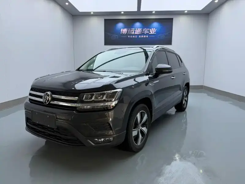 Volkswagen Tharu