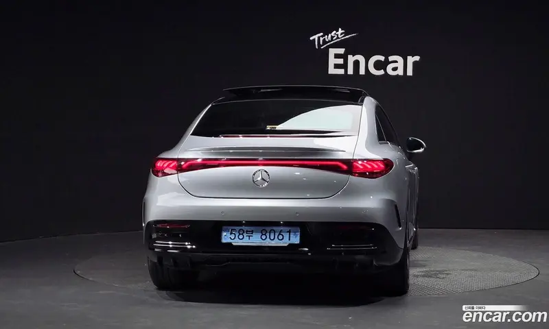 Mercedes-Benz EQE