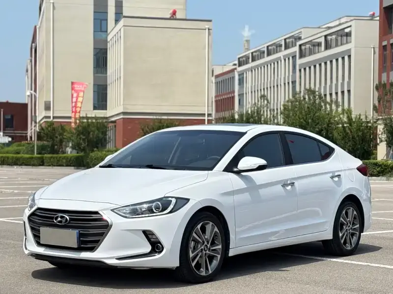 Hyundai Elantra