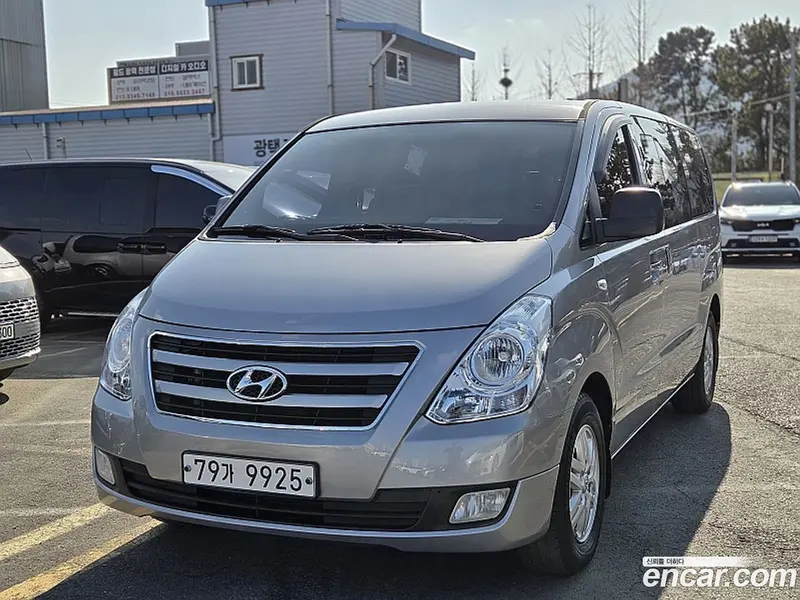 Hyundai H-1 (Starex)