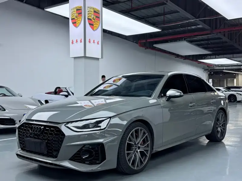 Audi S4