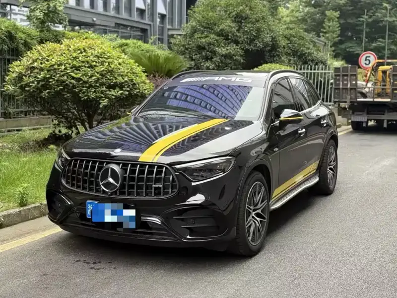 Mercedes-Benz GLC AMG