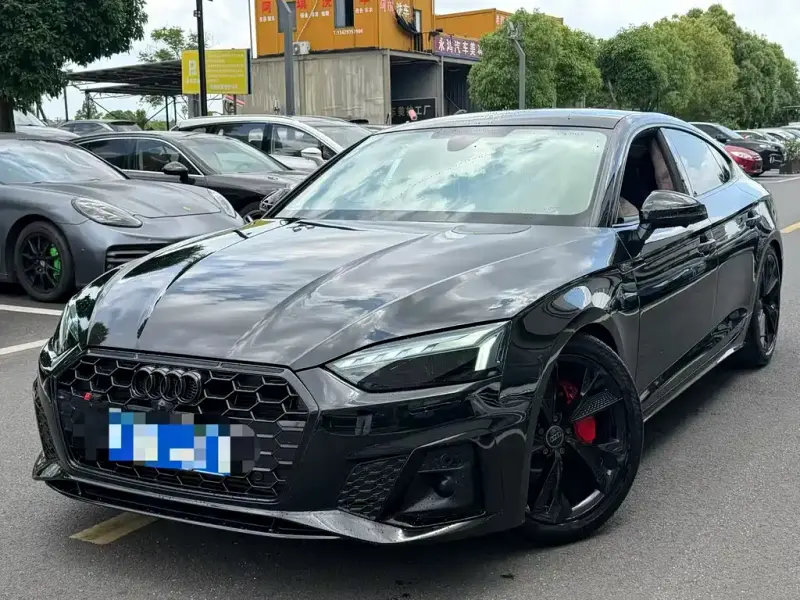 Audi A5 (Import)