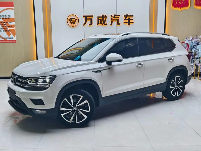 Volkswagen Tharu