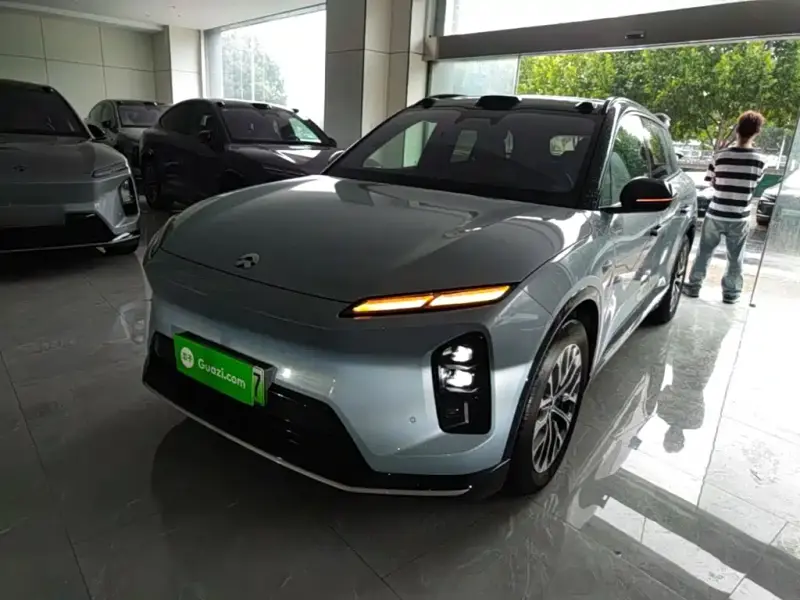 NIO ES6