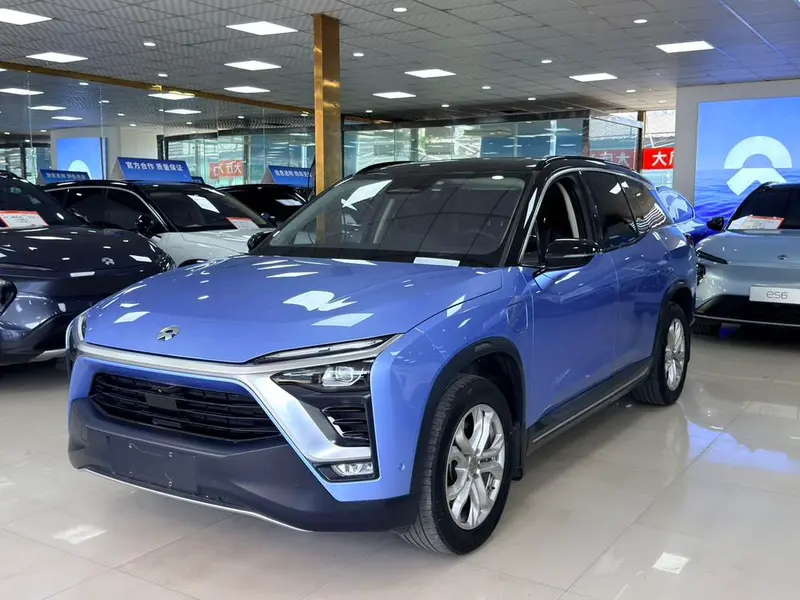 NIO ES8