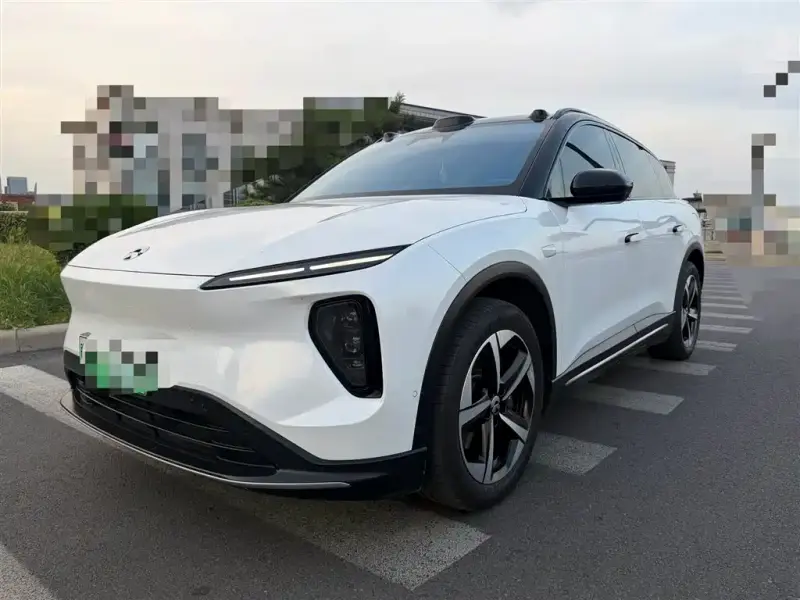 NIO ES6