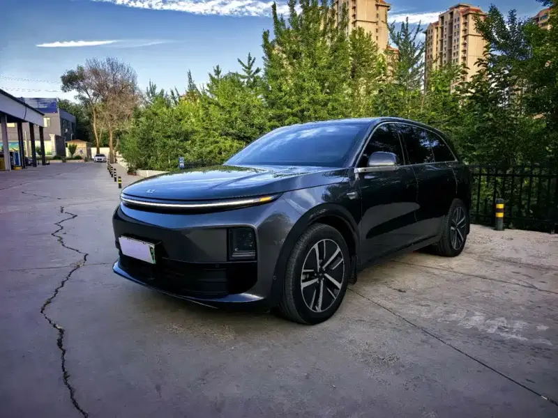 Li Auto L6