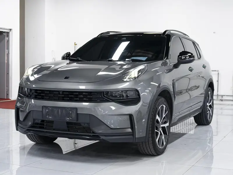 Lynk & Co 01