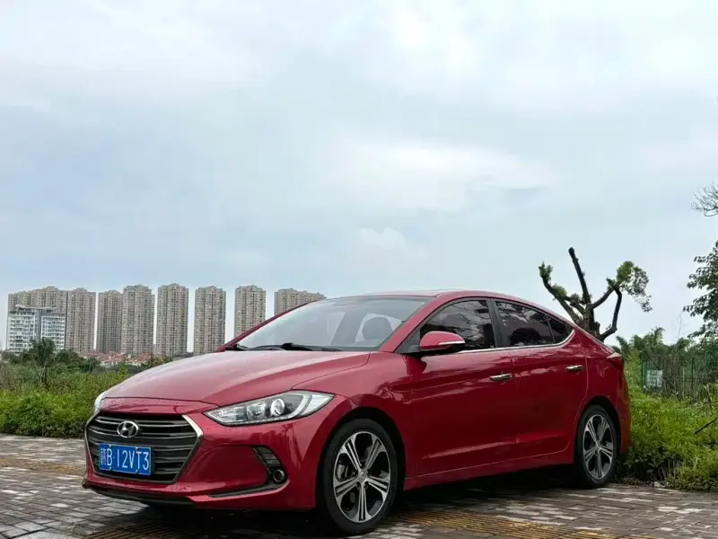 Hyundai Elantra