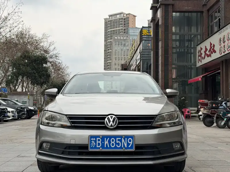 Volkswagen Sagitar