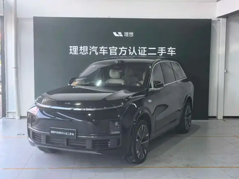 Li Auto L8