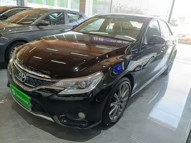 Toyota Reiz