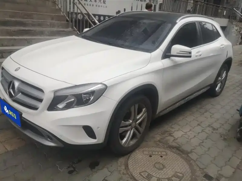 Mercedes-Benz GLA