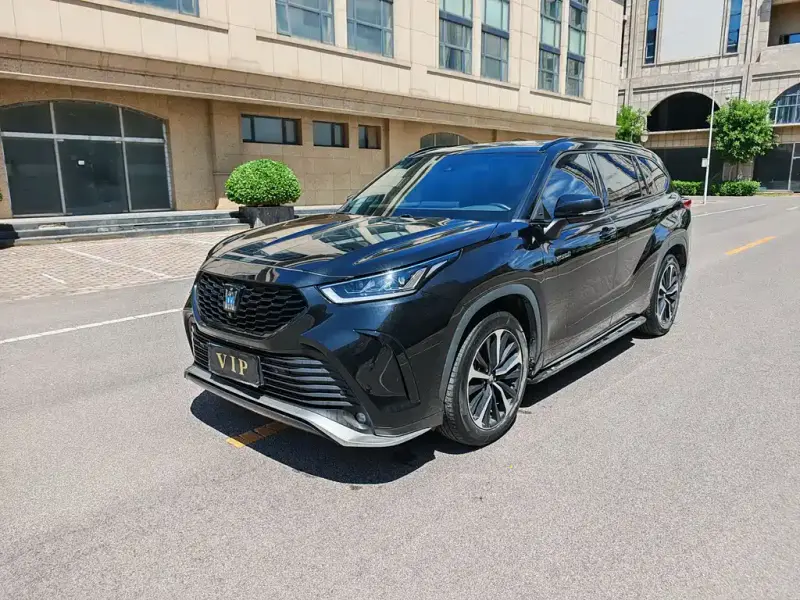 Toyota Crown Kluger