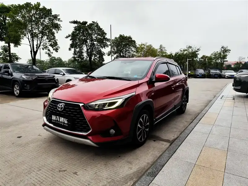 Toyota Yaris L