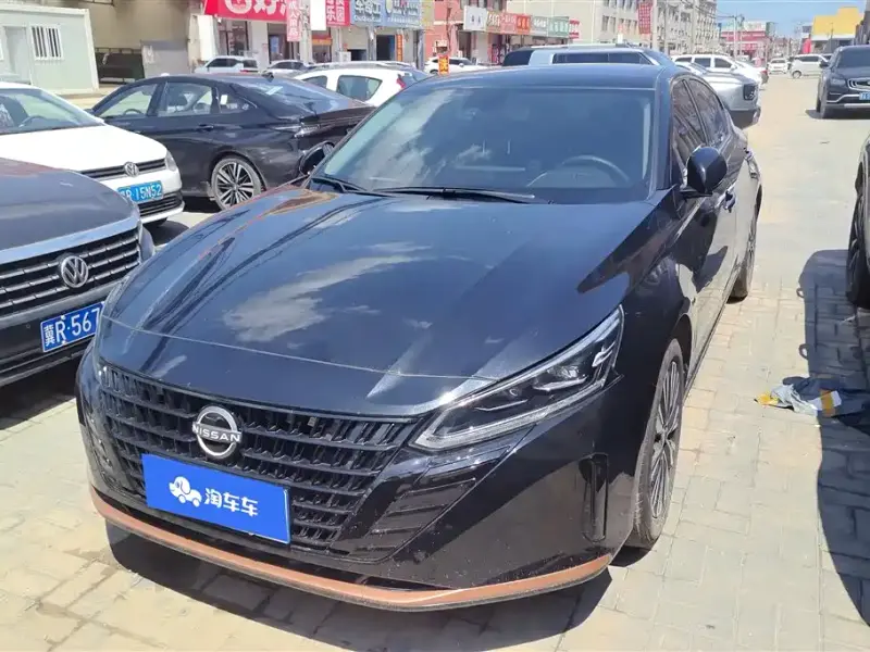 Nissan Teana