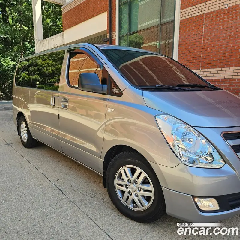 Hyundai H-1