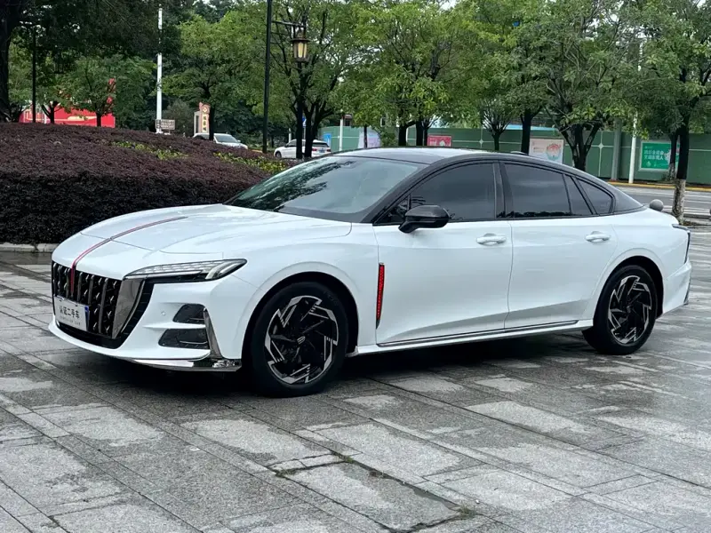Hongqi H6