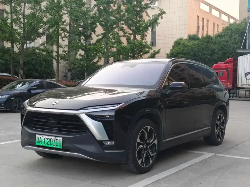 NIO ES8