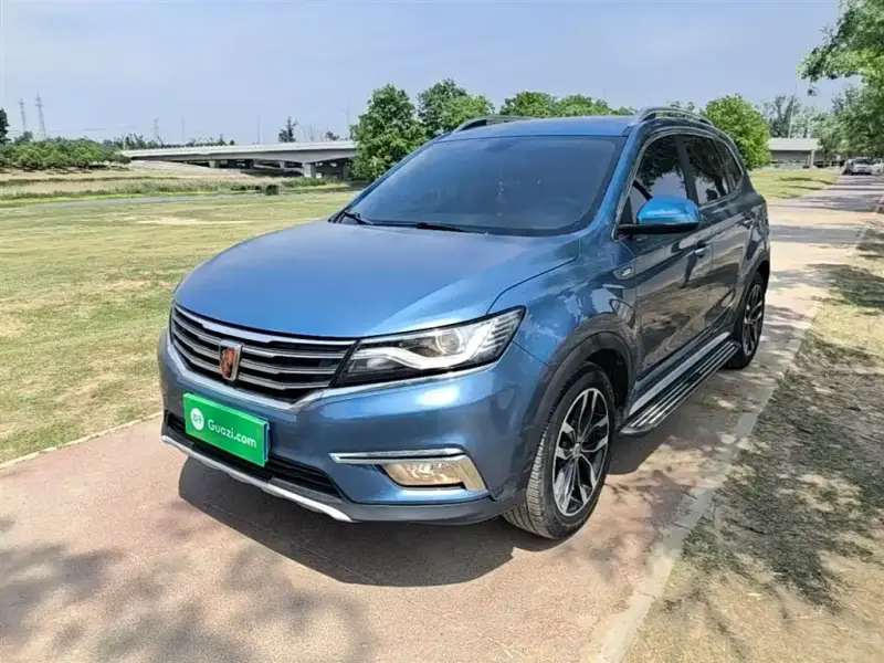 Roewe MG HS (RX5)