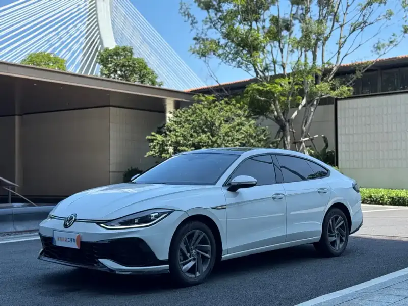 Volkswagen Lamando