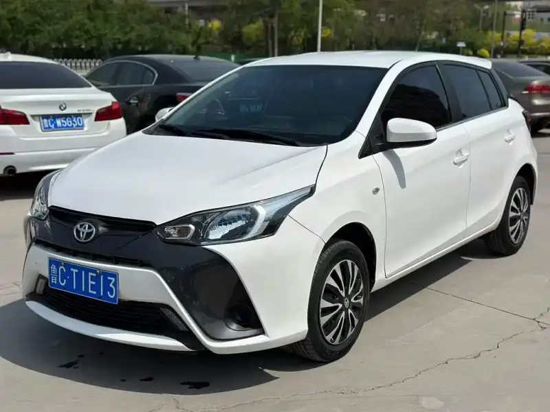 Toyota Yaris L