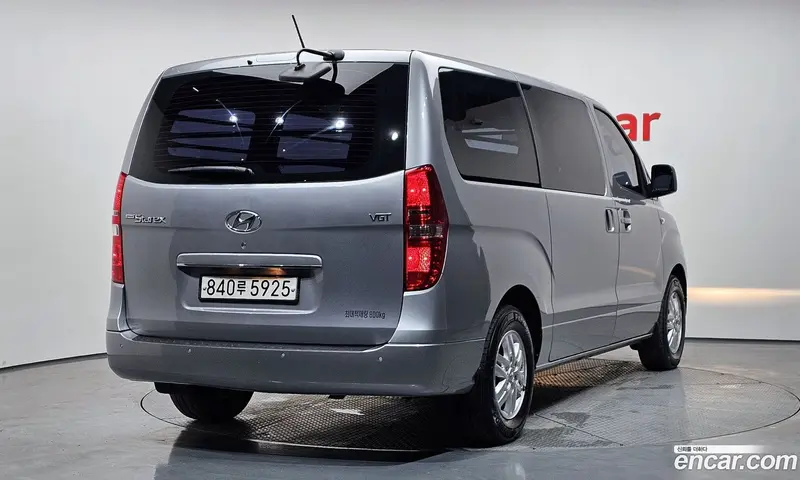 Hyundai H-1 (Starex)