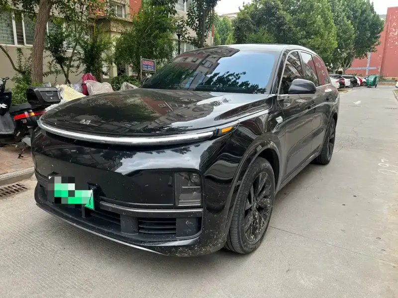 Li Auto L8