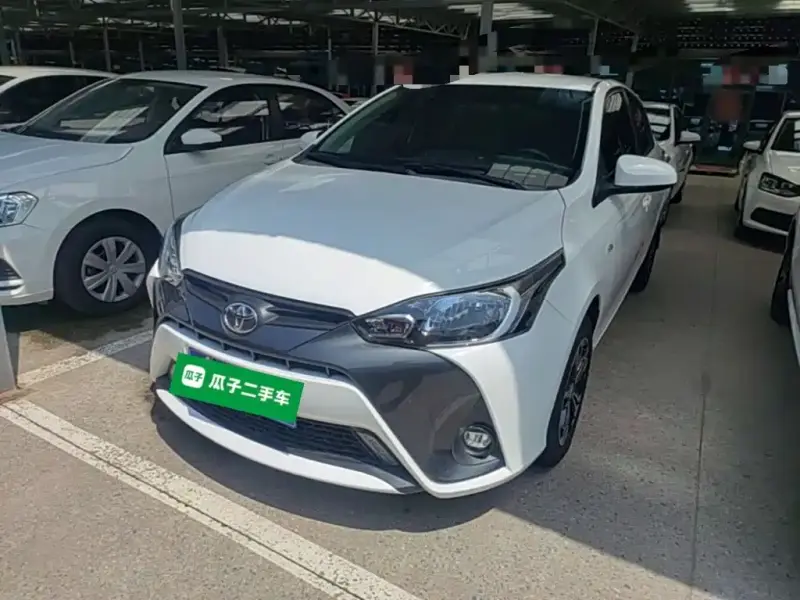 Toyota Yaris L