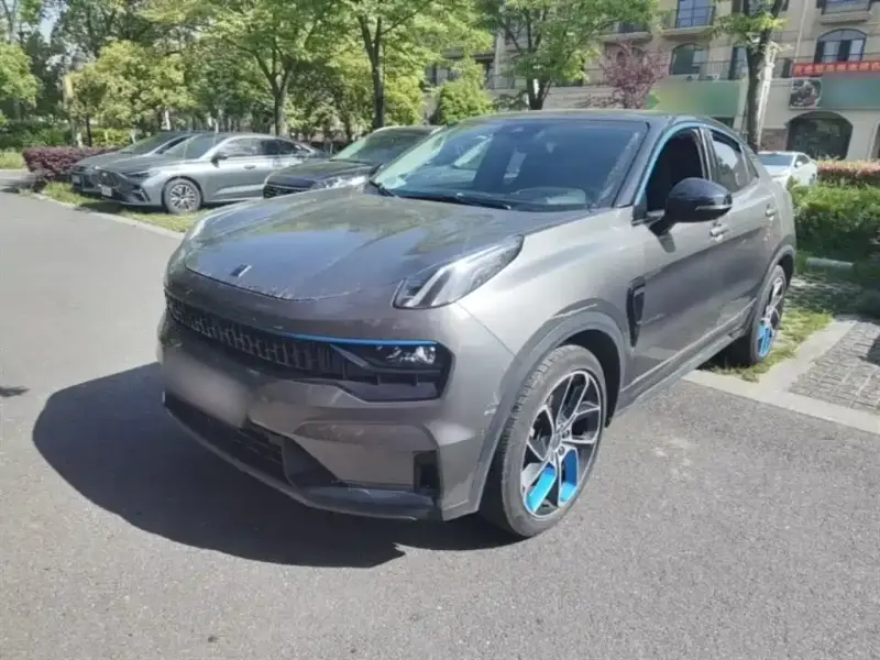 Lynk & Co 05