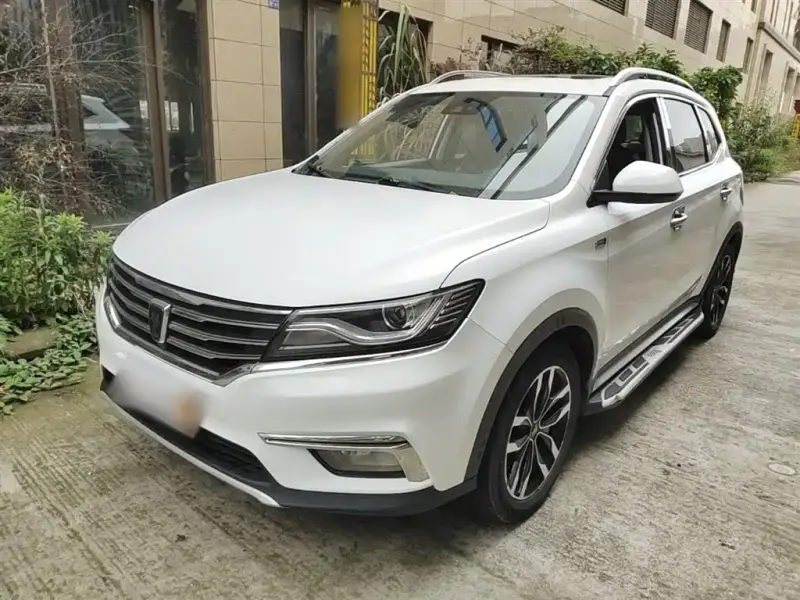 Roewe MG HS (RX5)