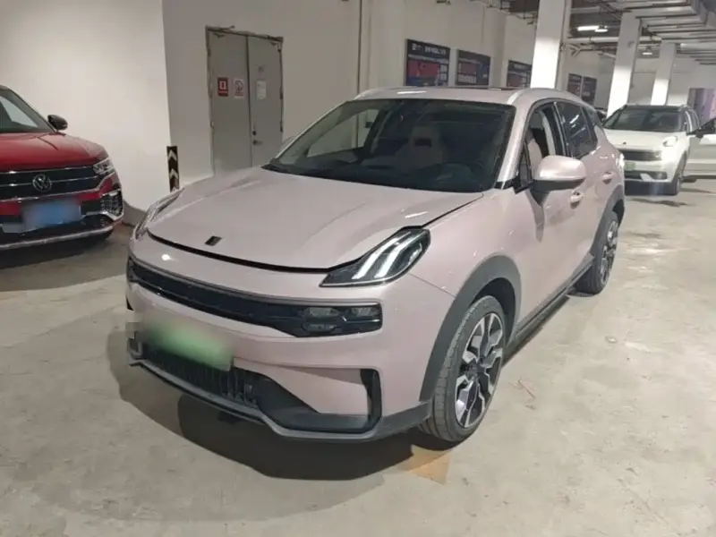Lynk & Co 06 EM-P