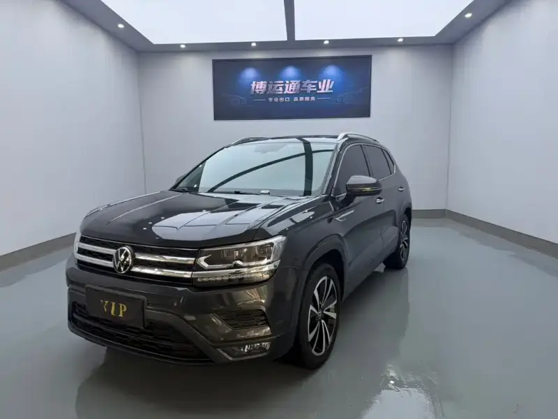 Volkswagen Tharu