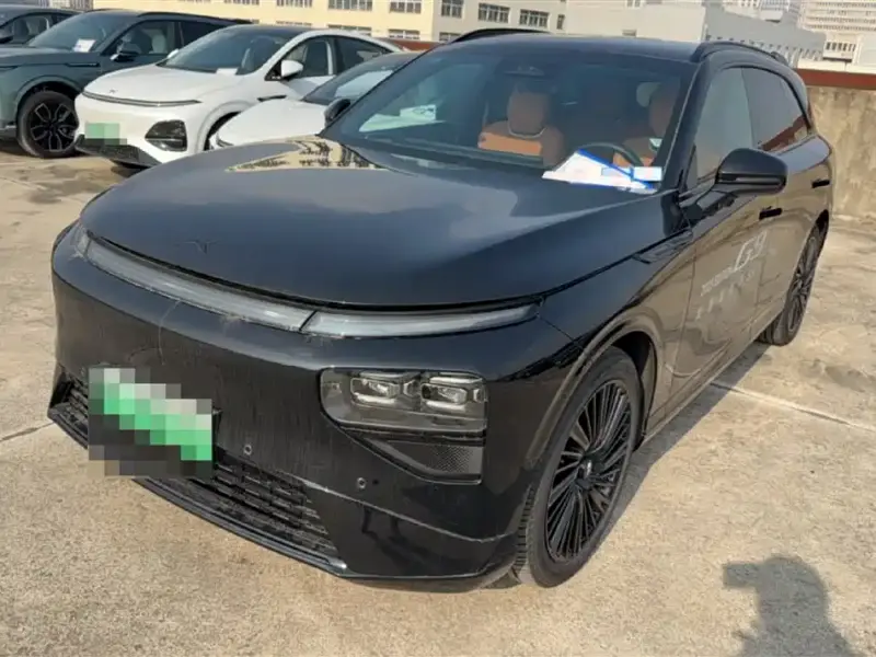 XPeng G9