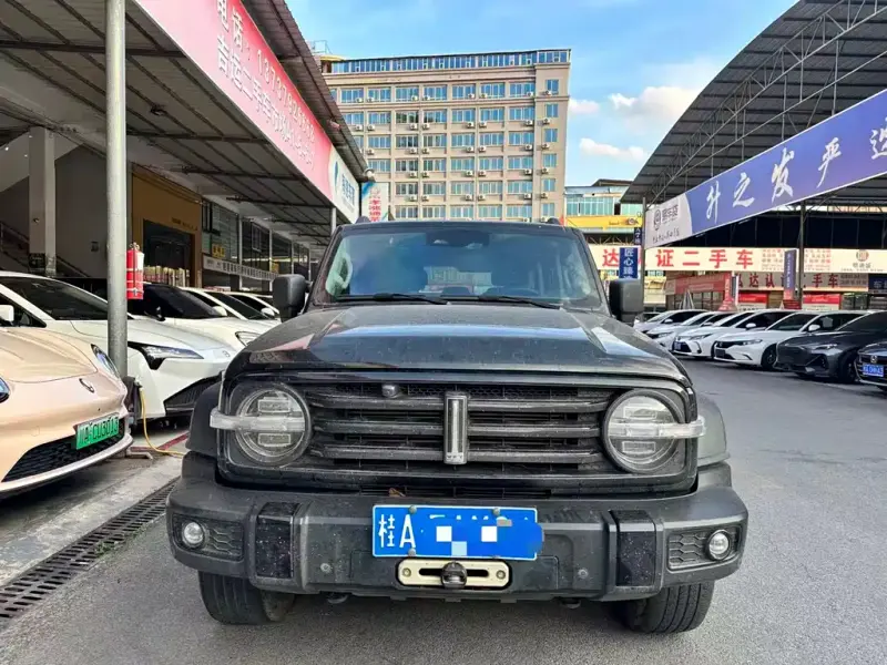 Tank 300